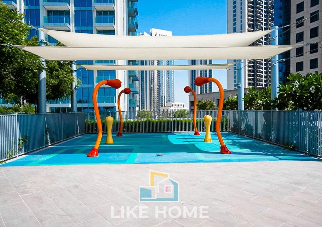 Like - 4304 Exquisite 2-bedroom With Vibrant And Creek Views Apartment