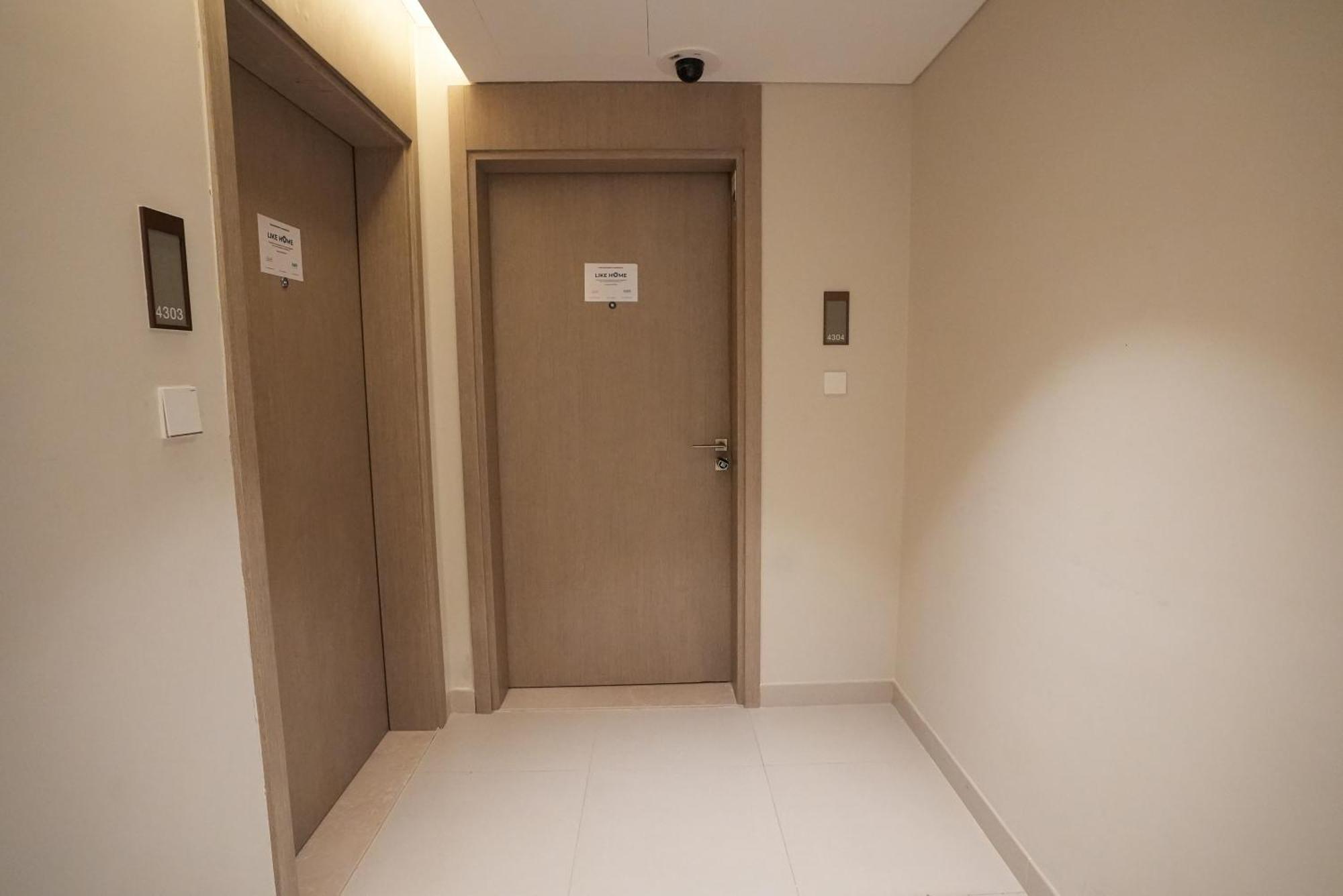 Like - 4304 Exquisite 2-bedroom With Vibrant And Creek Views Apartment Dubai