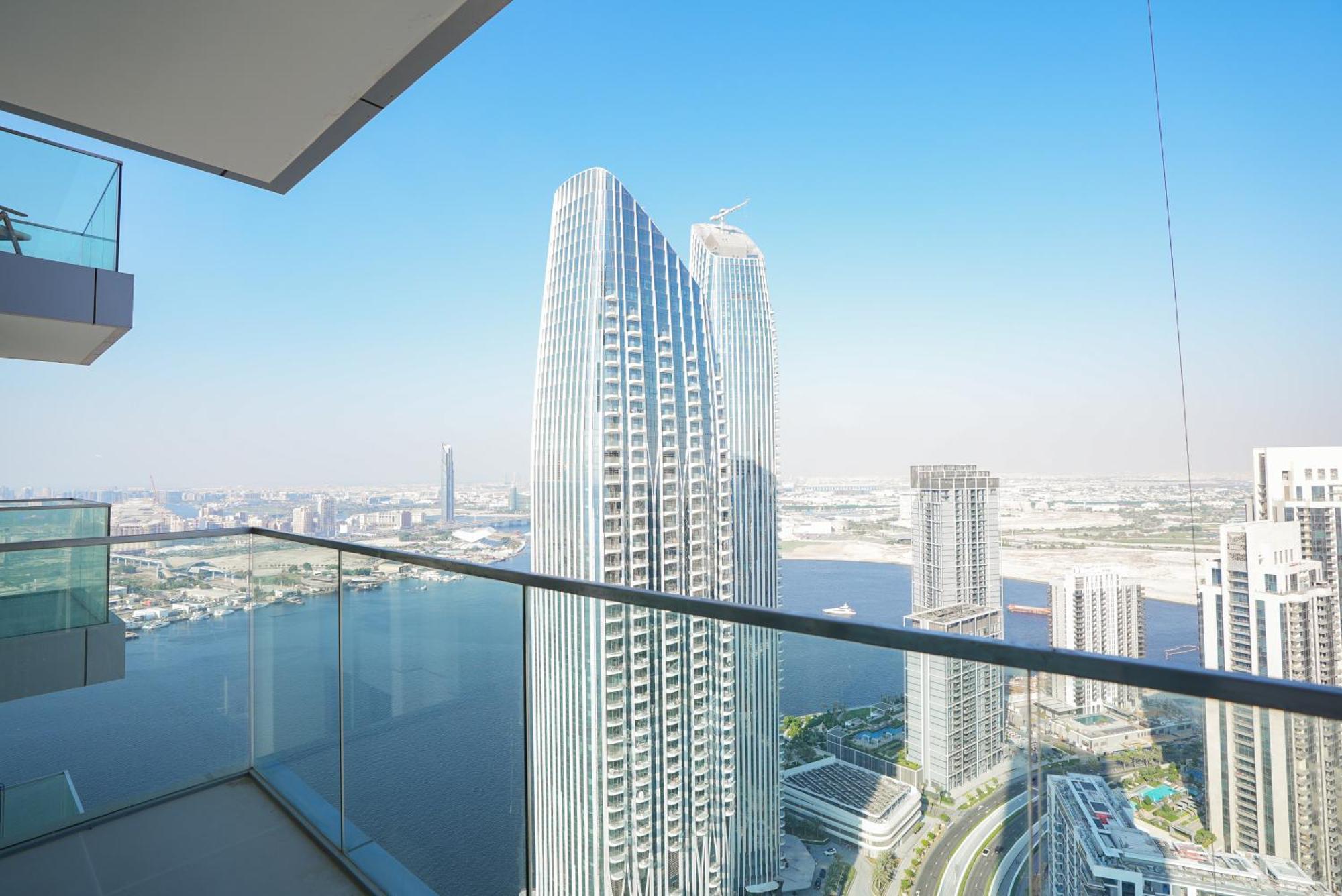 Apartment Like - 4304 Exquisite 2-bedroom With Vibrant And Creek Views *