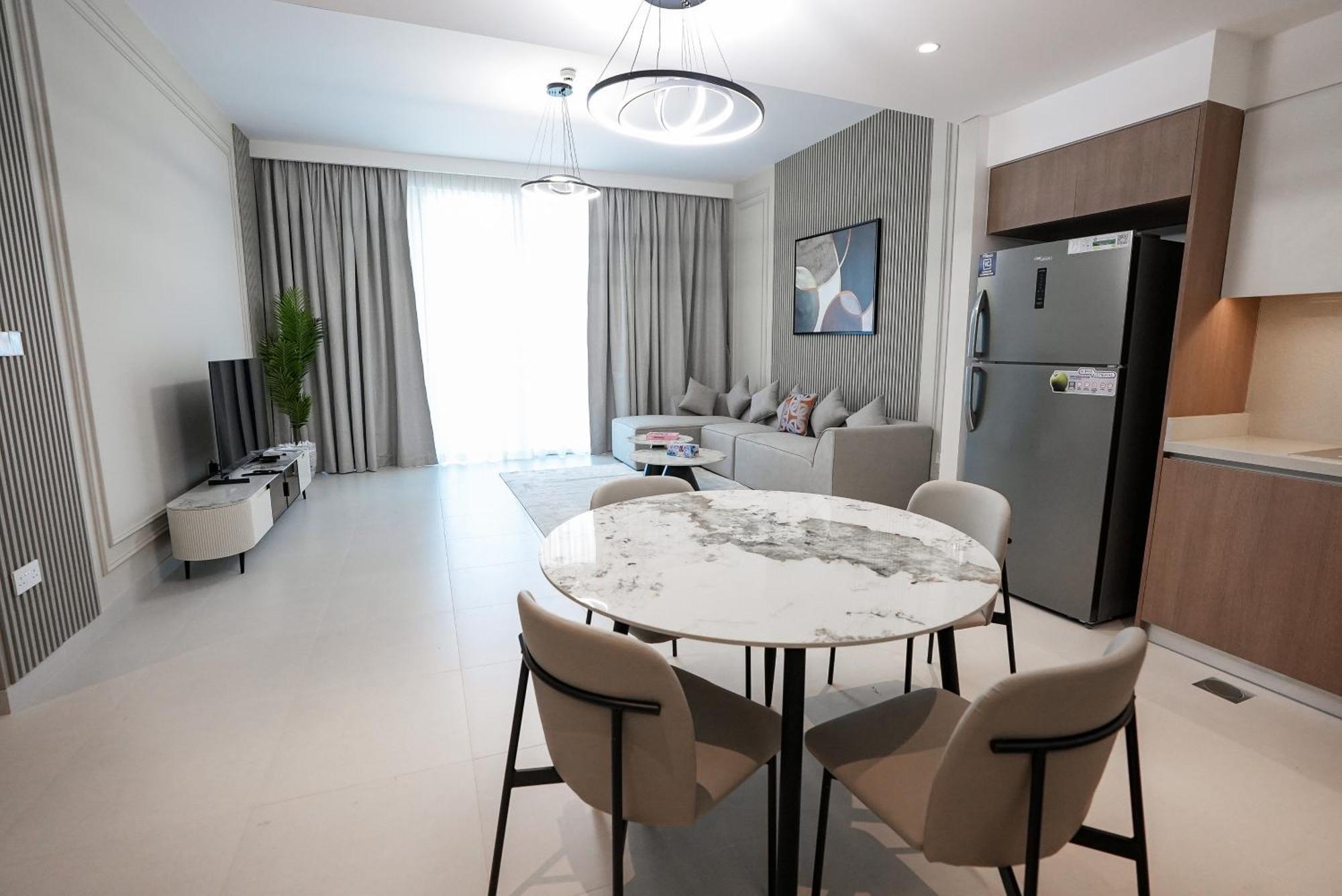 Apartment Like - 4304 Exquisite 2-bedroom With Vibrant And Creek Views Dubai